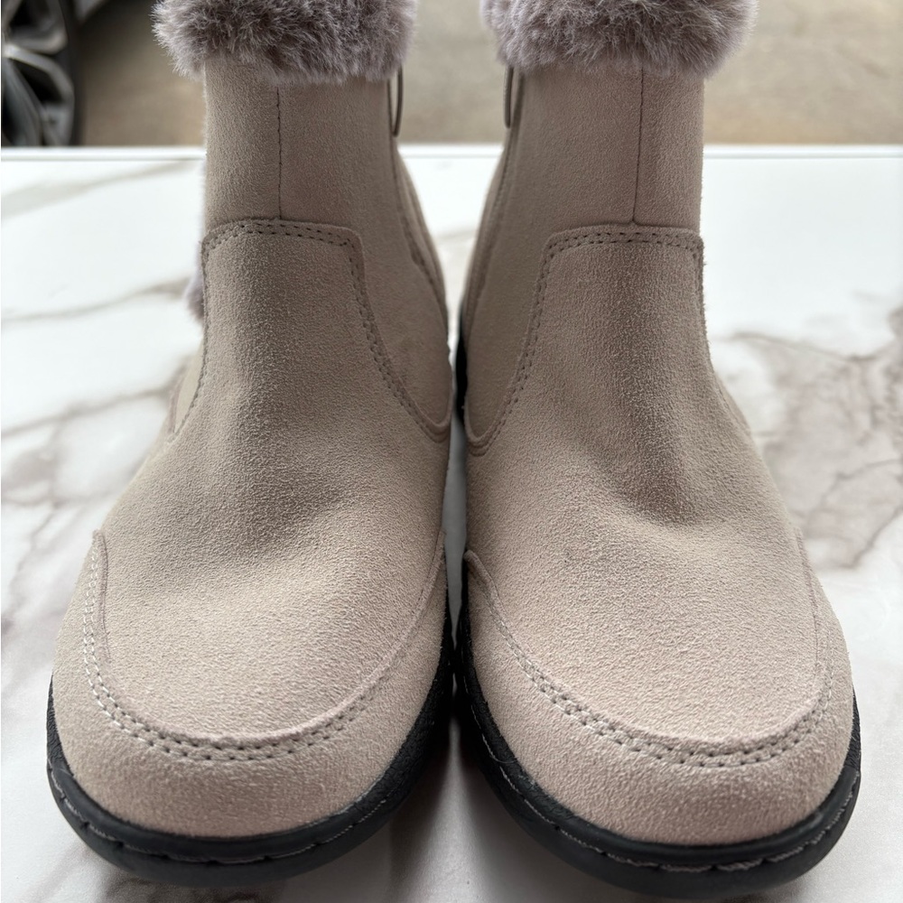 Women's Suede Ankle Boots - Cream